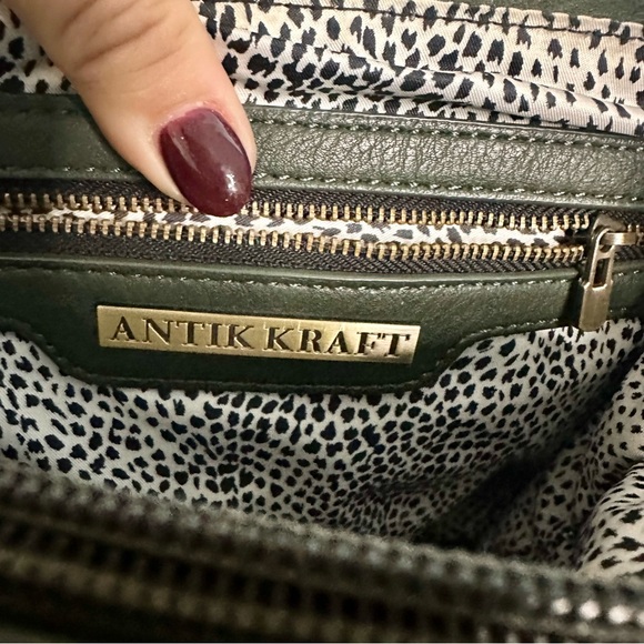 Antik Kraft Dark Green Leather Adjustable Backpack Bag Purse - Picture 3 of 11